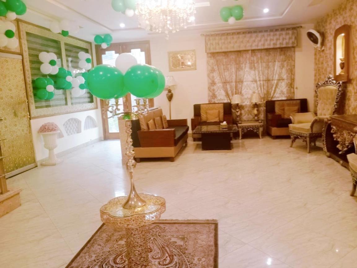 Hotel S.R. Lounge Multan Exterior foto