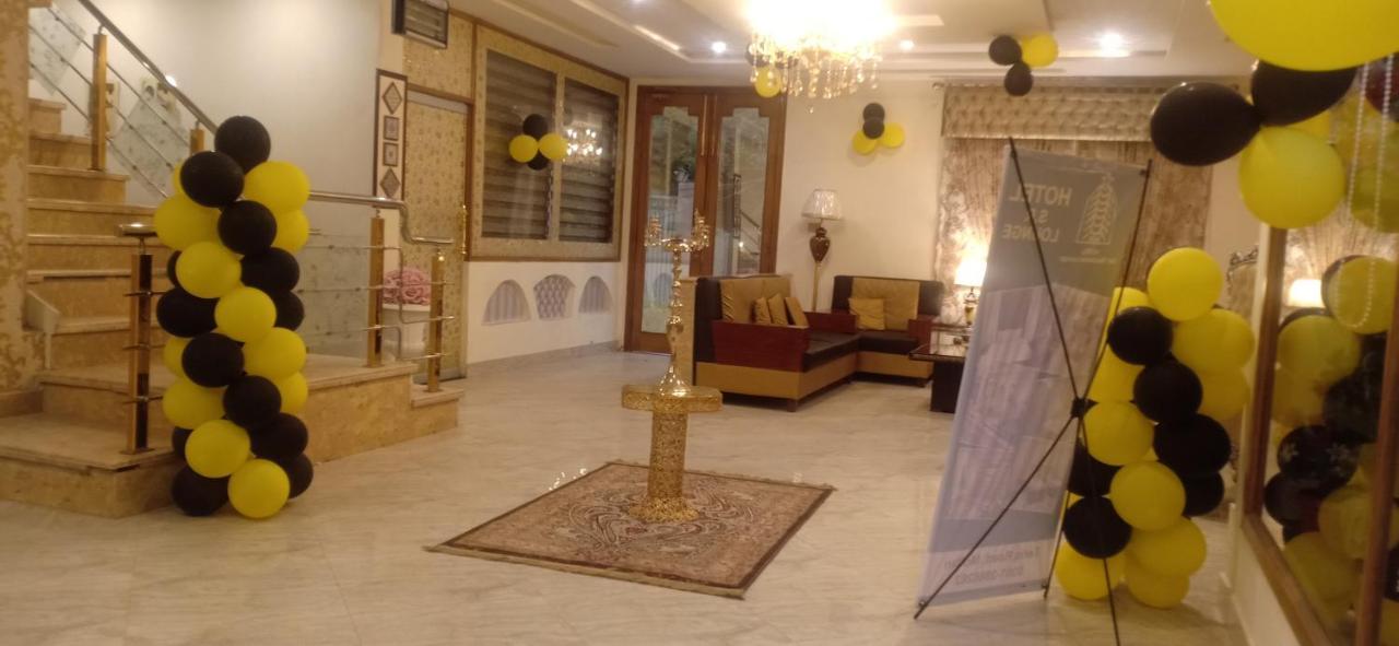 Hotel S.R. Lounge Multan Exterior foto